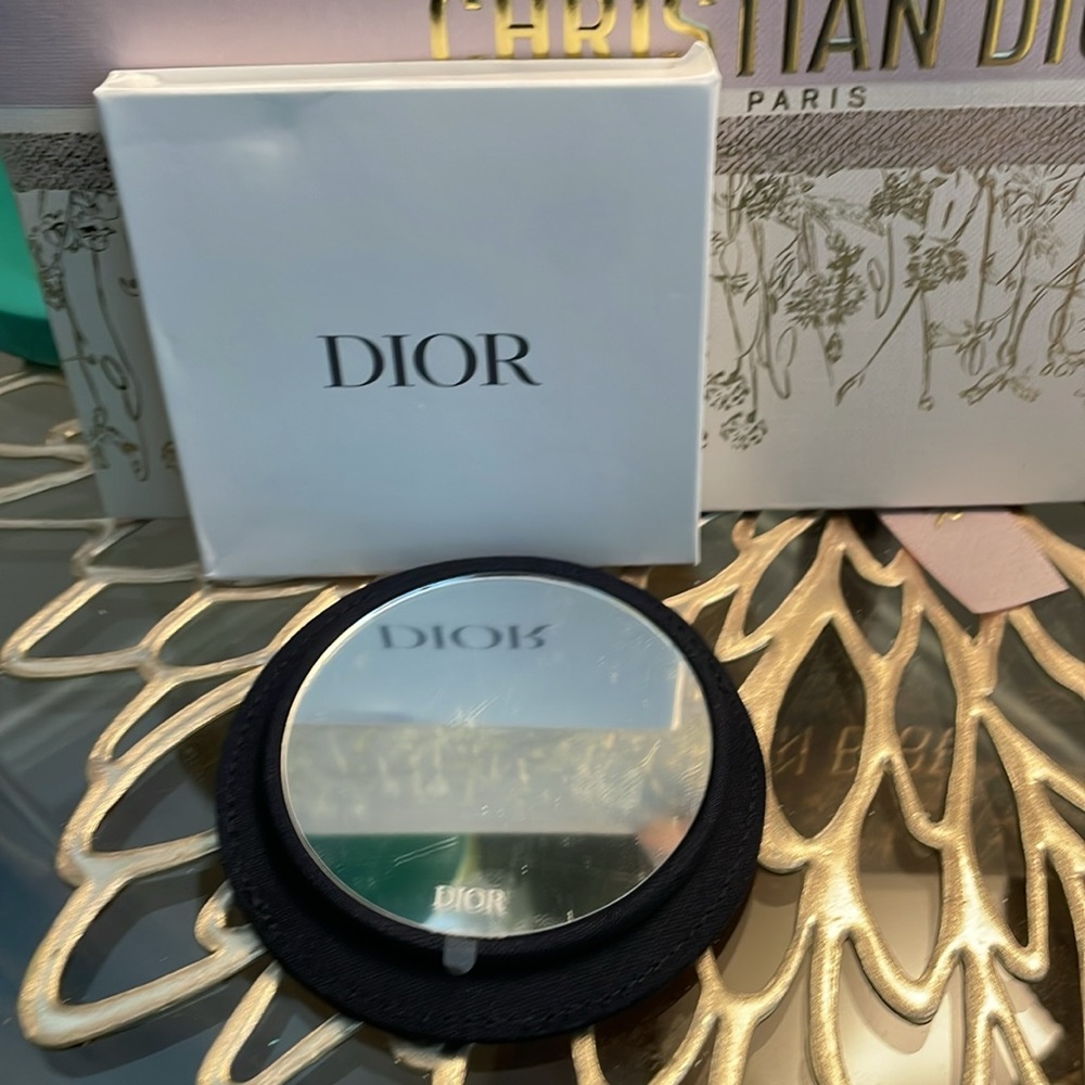 Dior - Picture 4 of 9